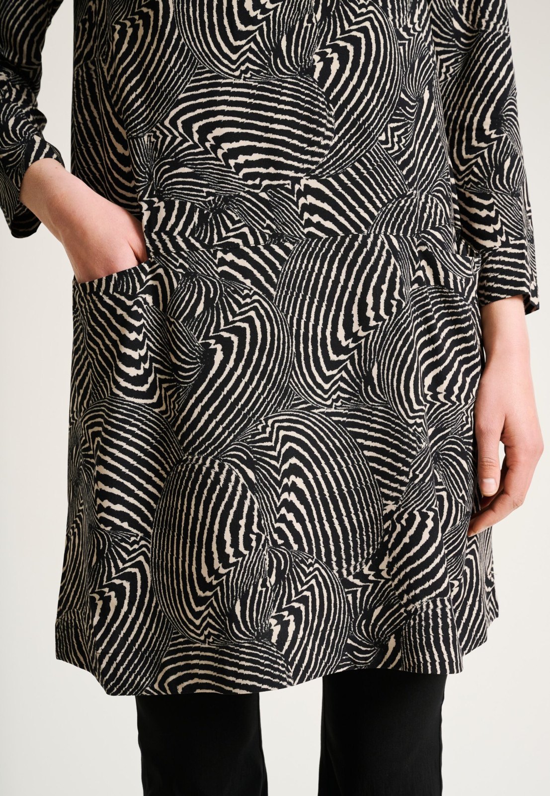 Iki Fsc Dress Zebra Shell 15339