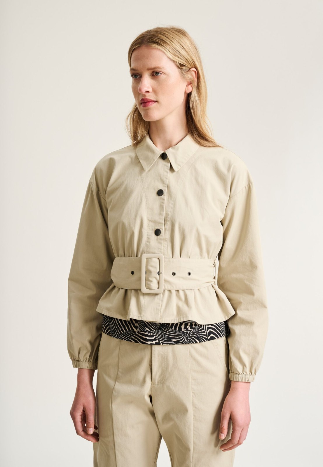 Tazuke Belted Jacket Stone 15400