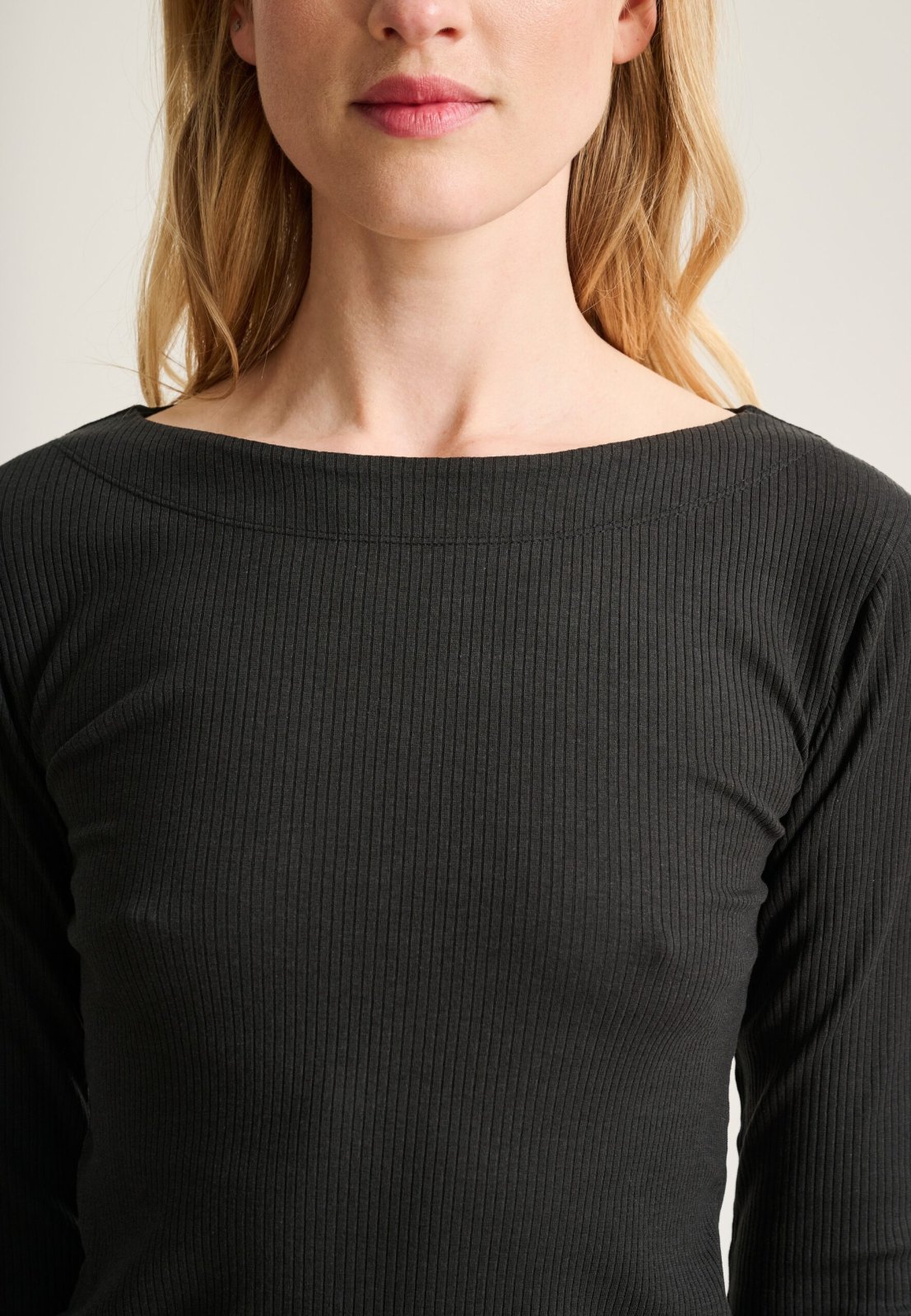 Naibu Rib 3/4-Sleeved Black Blouse 15317