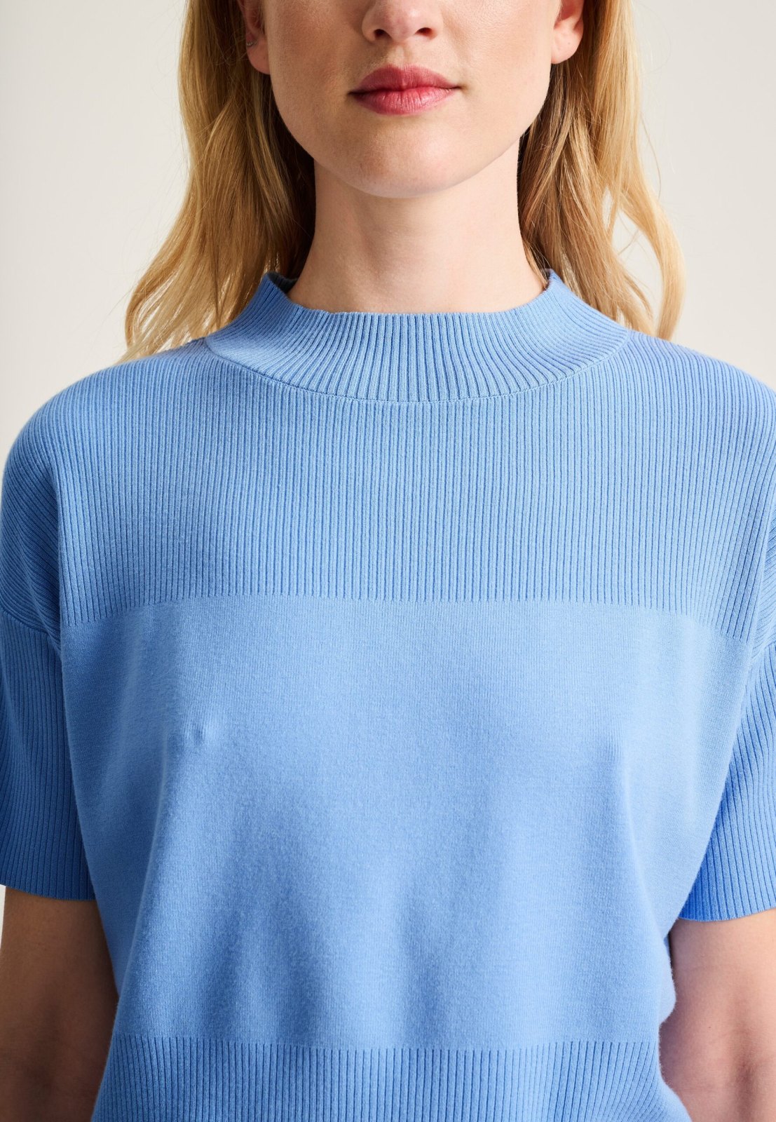 Akiko Short-Sleeved Blouse Lake Blue 15349