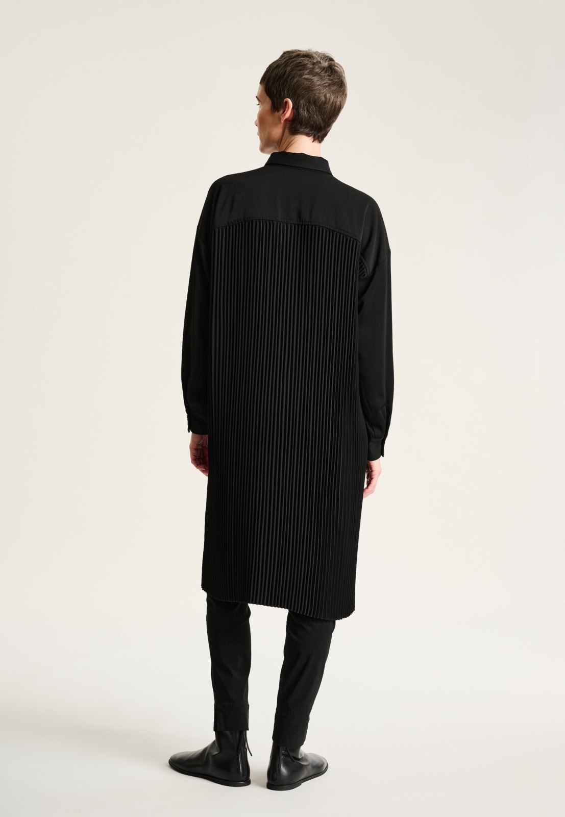 Yume Shirt Dress With Plissé Detail Black 15393