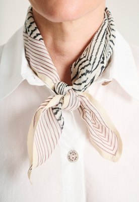 Transparent Touch Scarf Seashell 15474