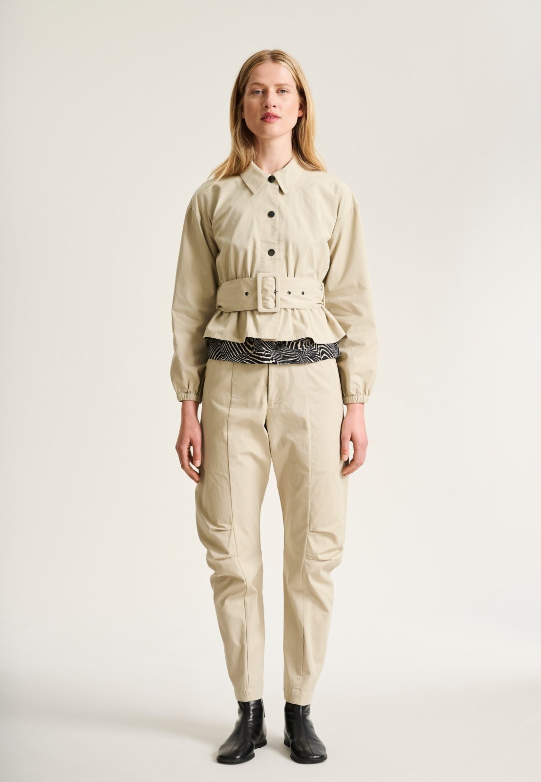 Tazuke Belted Jacket Stone 15400