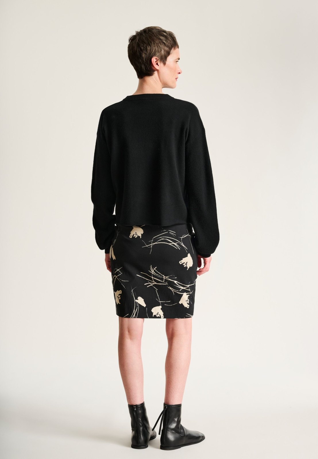 Kumo Cashmere Long-Sleeved Blouse Black 15347